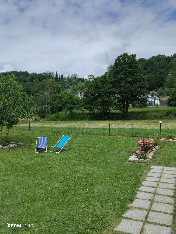 Il Giardino Di Marzo Guest House Monti di Licciana Nardi Exterior foto